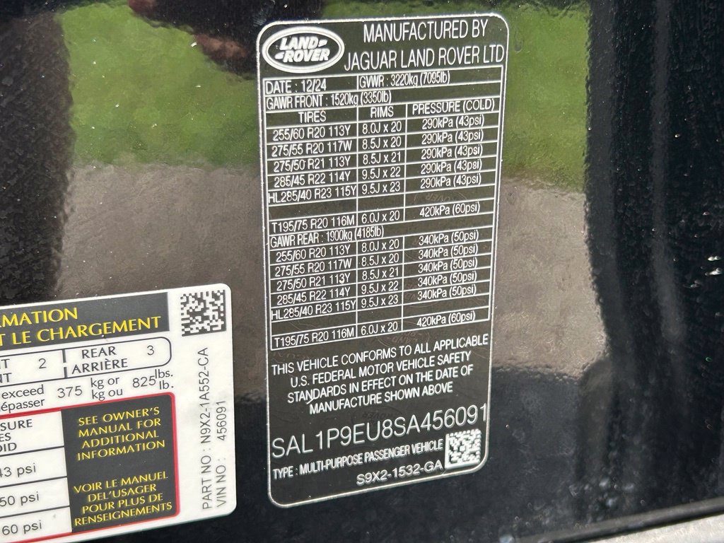 Used 2025 Land Rover Range Rover Sport SE AWD/4WD image 54