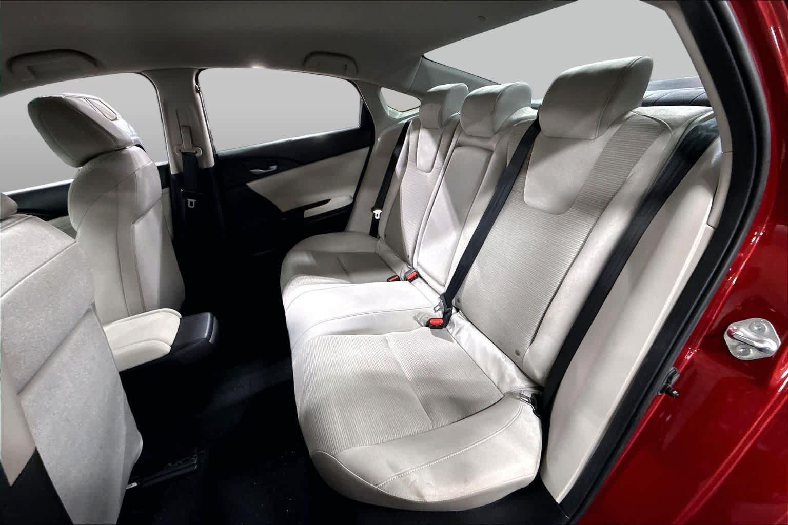 Used 2021 Honda Insight EX image 21