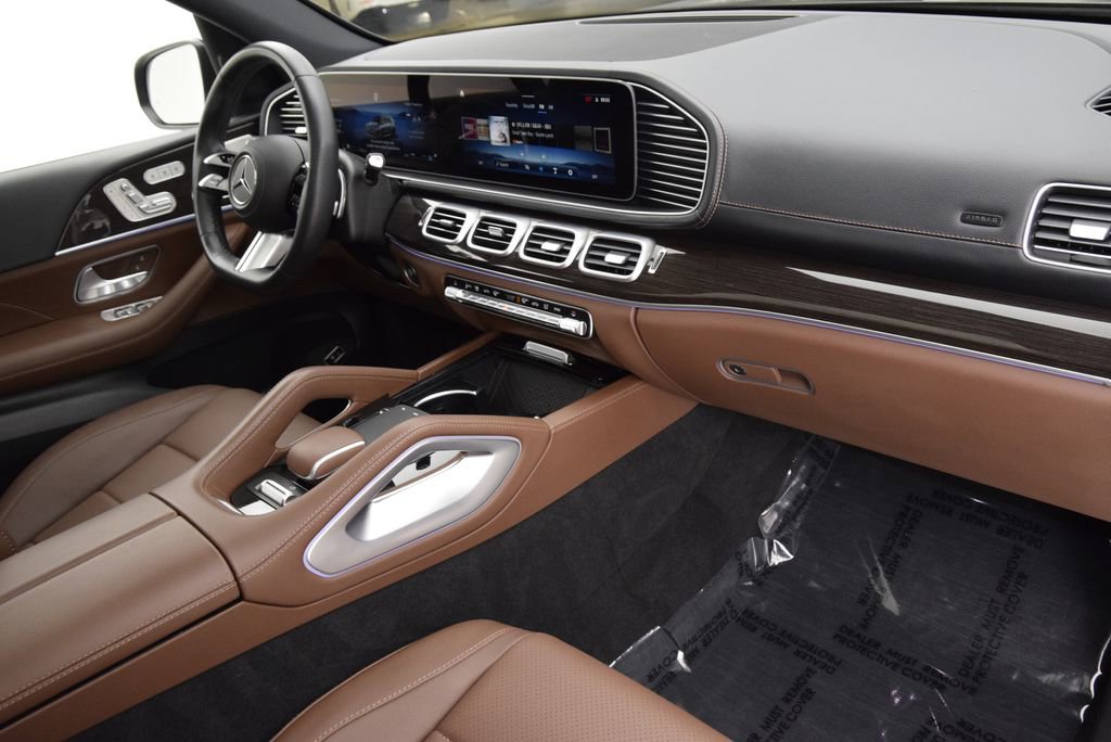 Certified 2025 Mercedes-Benz GLS 450 4MATIC image 15