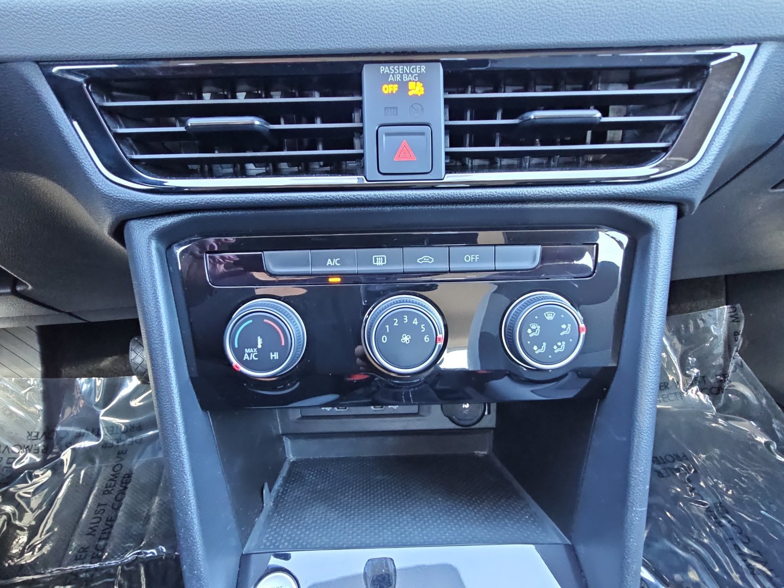 Used 2023 Volkswagen Taos S FWD image 22