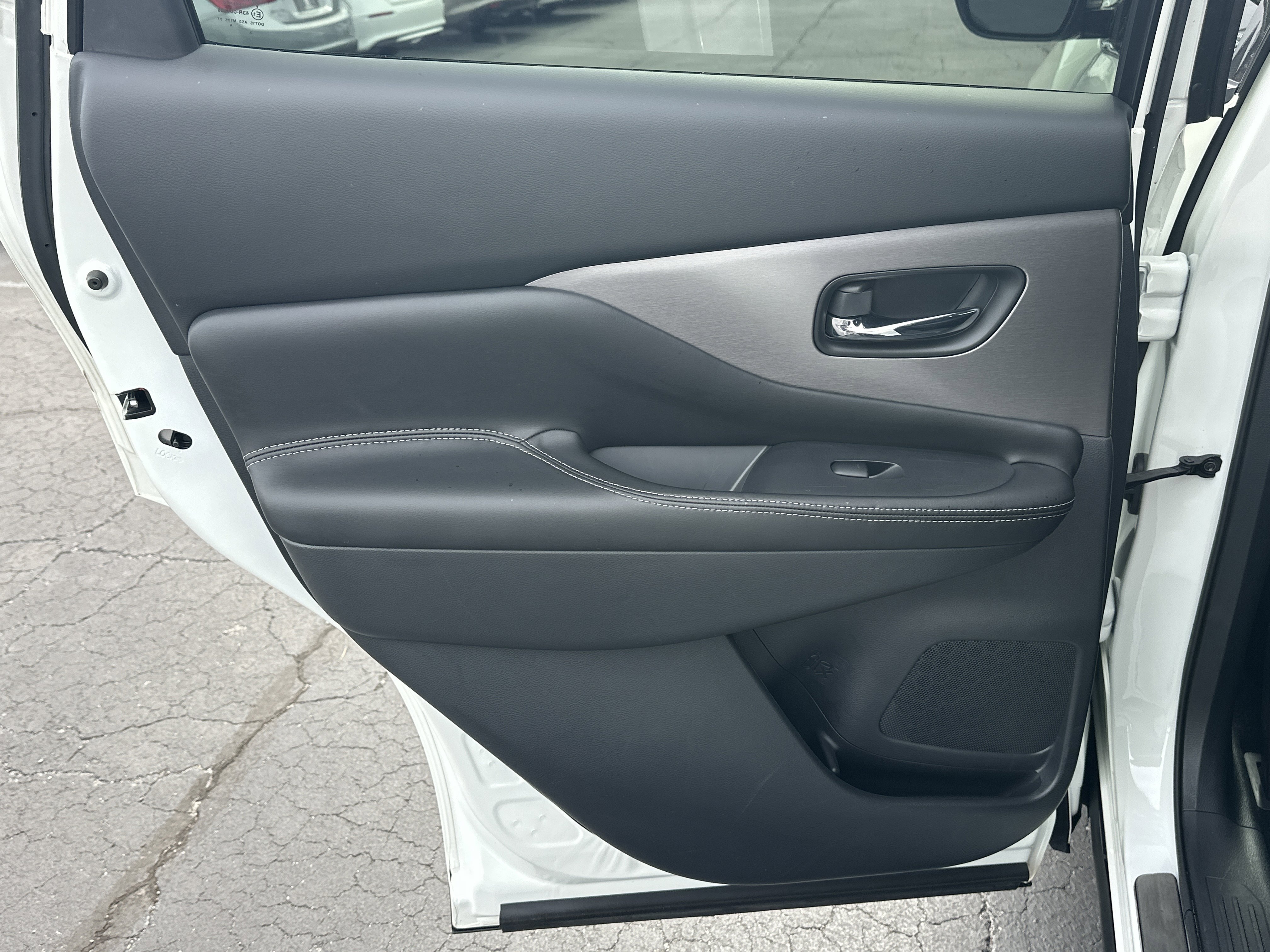 Used 2023 Nissan Murano SV w/ SV Midnight Edition Package FWD image 22