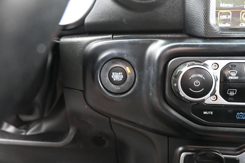 Used 2023 Jeep Wrangler Unlimited Sahara w/ Cold Weather Group AWD/4WD image 14