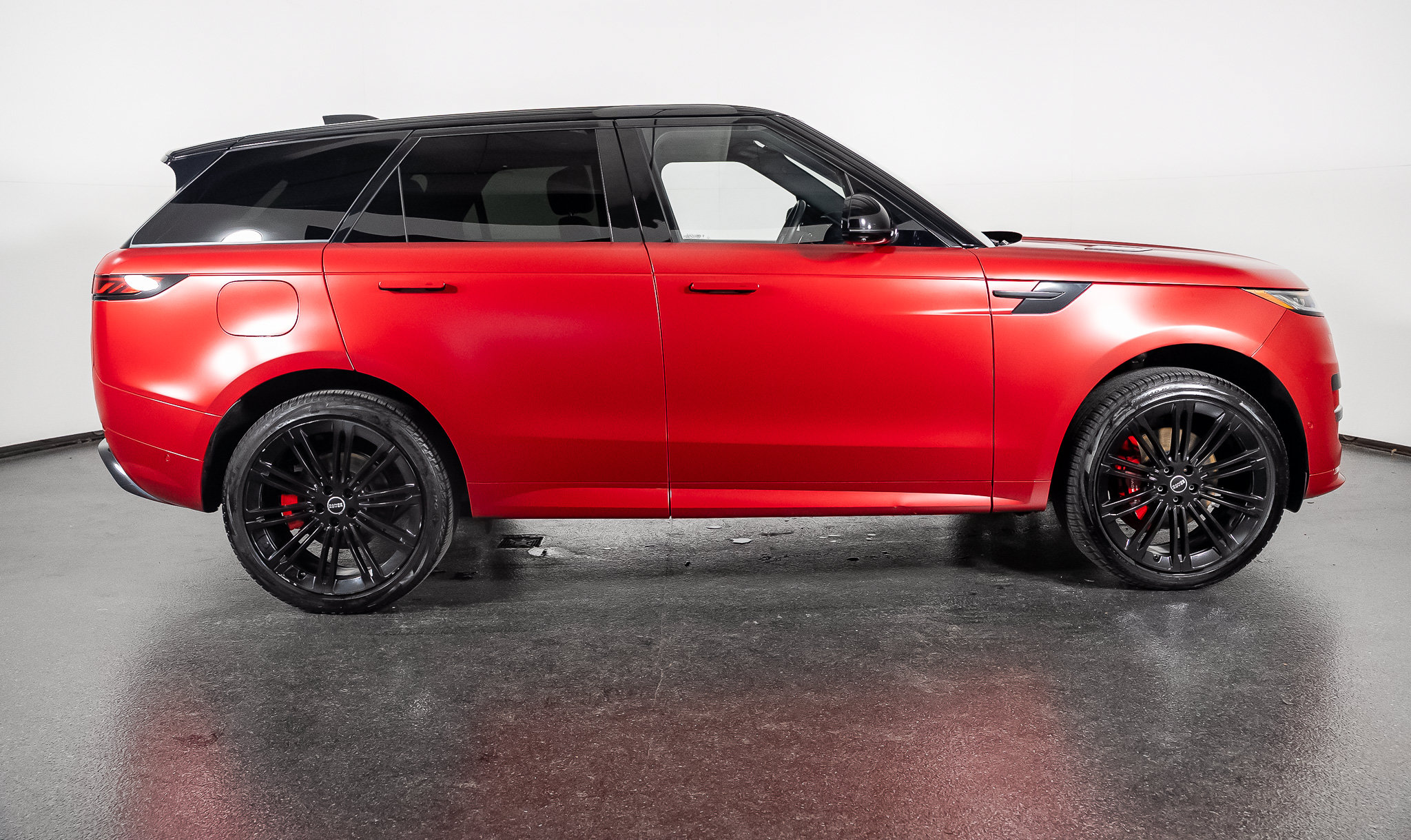 Used 2024 Land Rover Range Rover Sport Dynamic SE AWD/4WD image 28