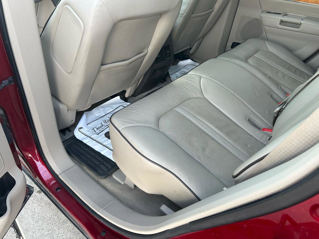 Used 2014 Lincoln MKX AWD w/ Equipment Group 102A image 9