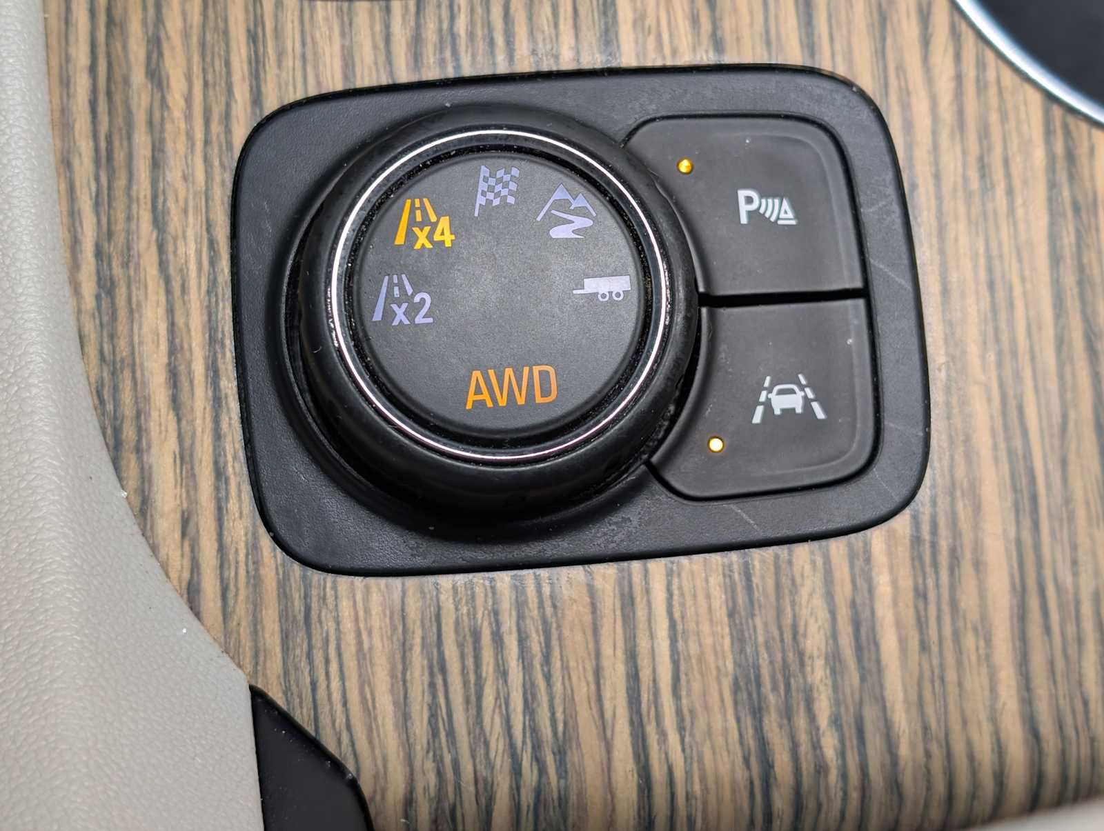 Used 2019 GMC Acadia Denali w/ Technology Package image 28