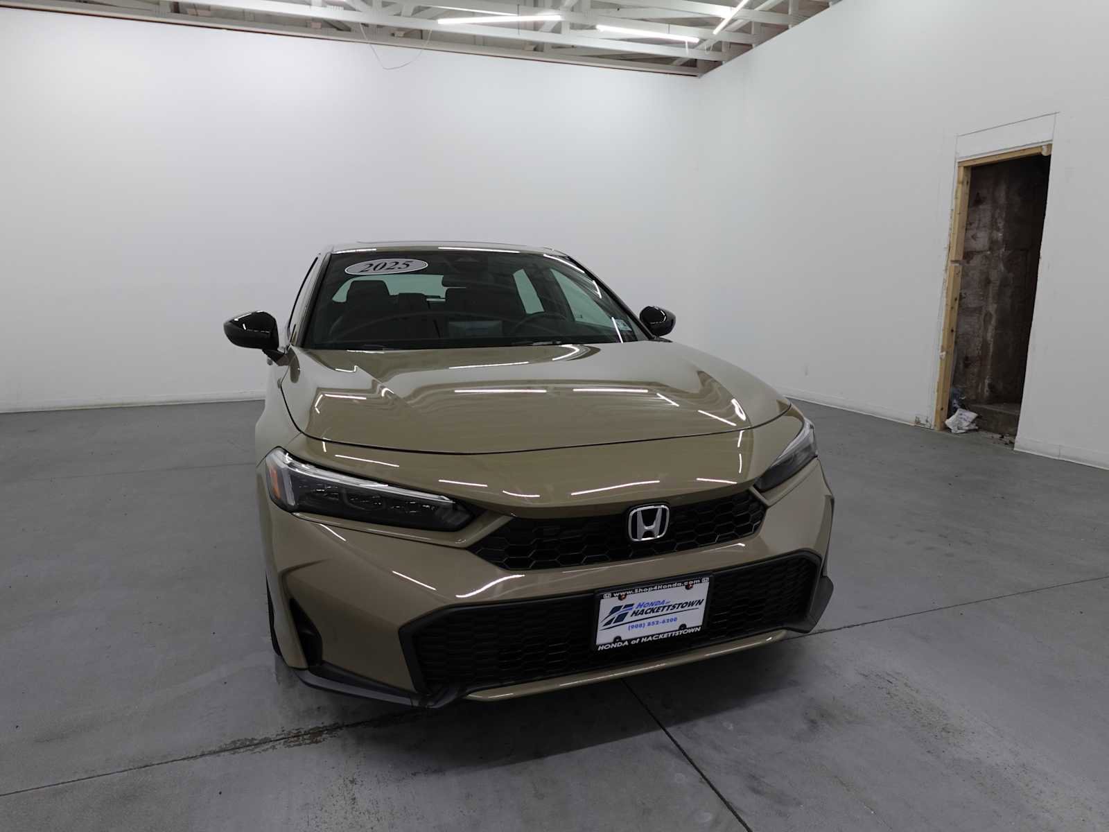 Used 2025 Honda Civic Sport image 3