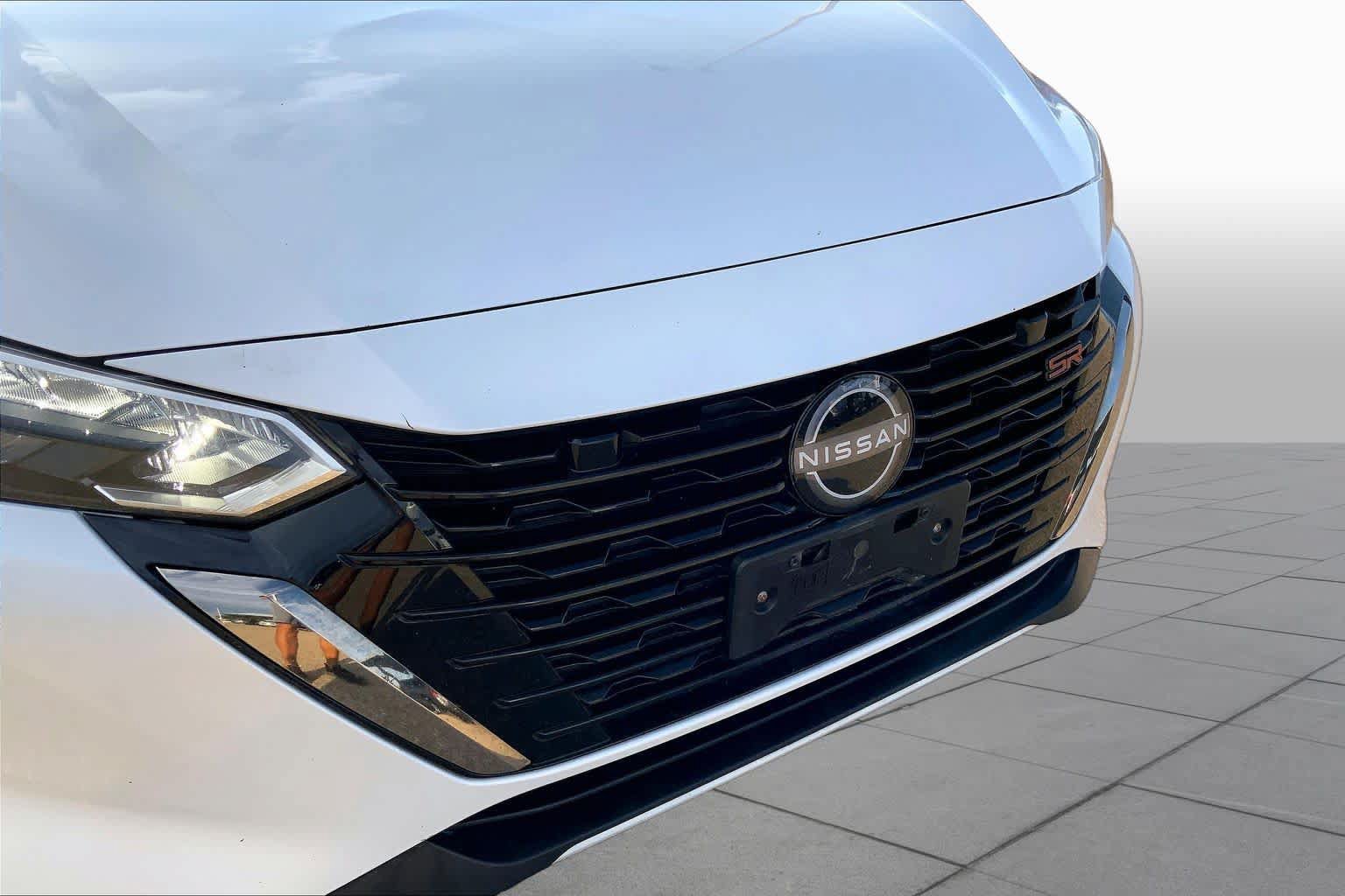 Used 2025 Nissan Sentra SR w/ SR Premium Package FWD image 30