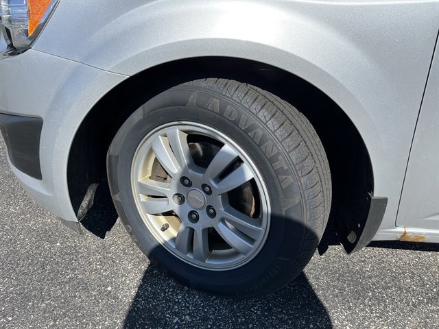Used 2013 Chevrolet Sonic LT FWD image 13