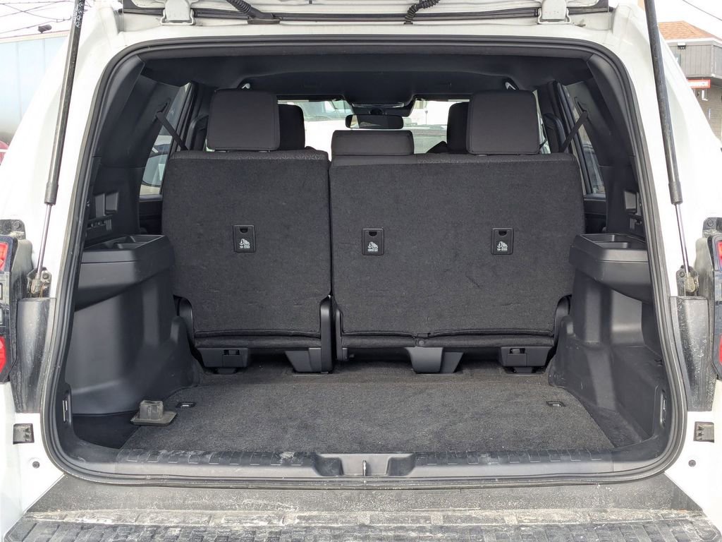 Used 2025 Toyota 4Runner SR5 image 32