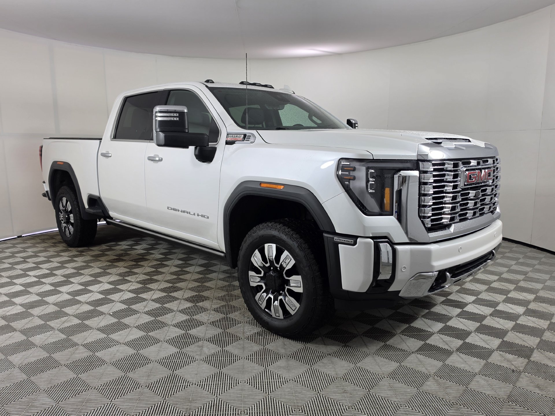Used 2025 GMC Sierra 2500 Denali w/ Denali Reserve Package AWD/4WD image 42