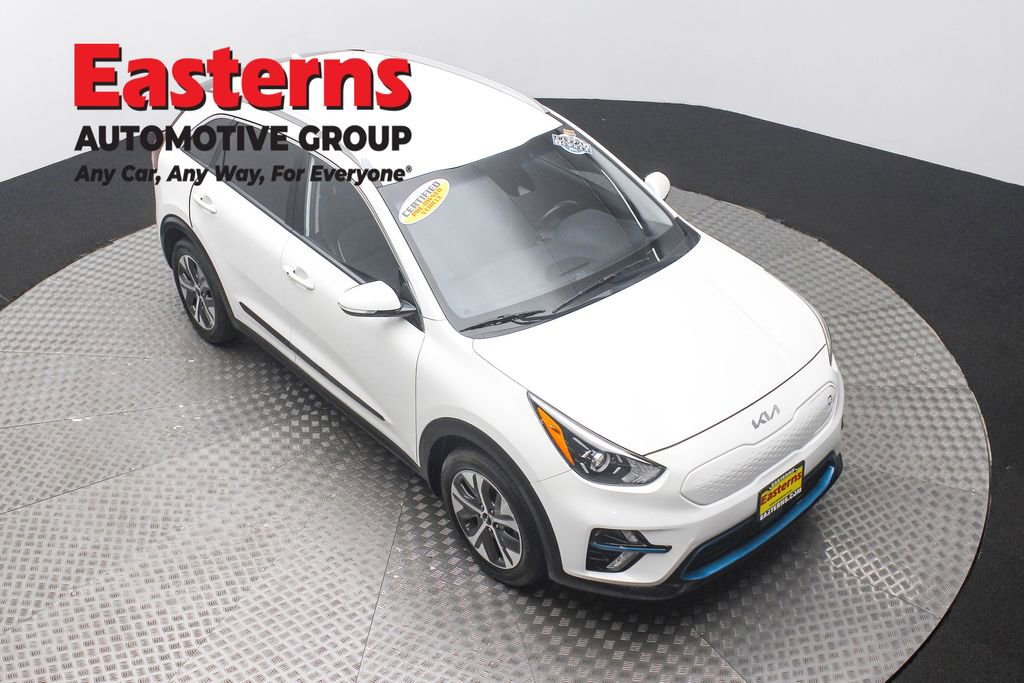 Used 2022 Kia Niro EX w/ Cold Weather Package image 3