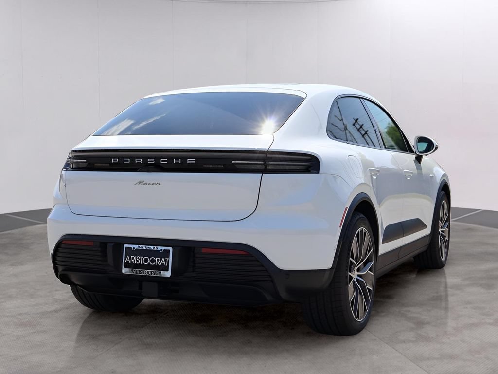 New 2025 Porsche Macan Electric RWD image 8