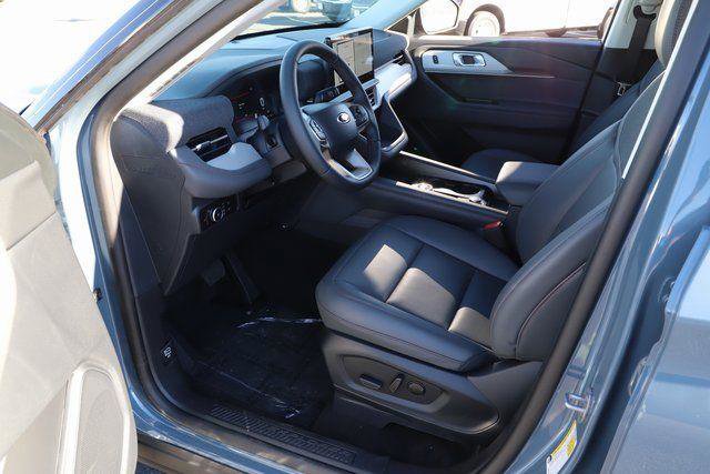 New 2026 Ford Explorer Active w/ Active Comfort Package AWD/4WD image 12
