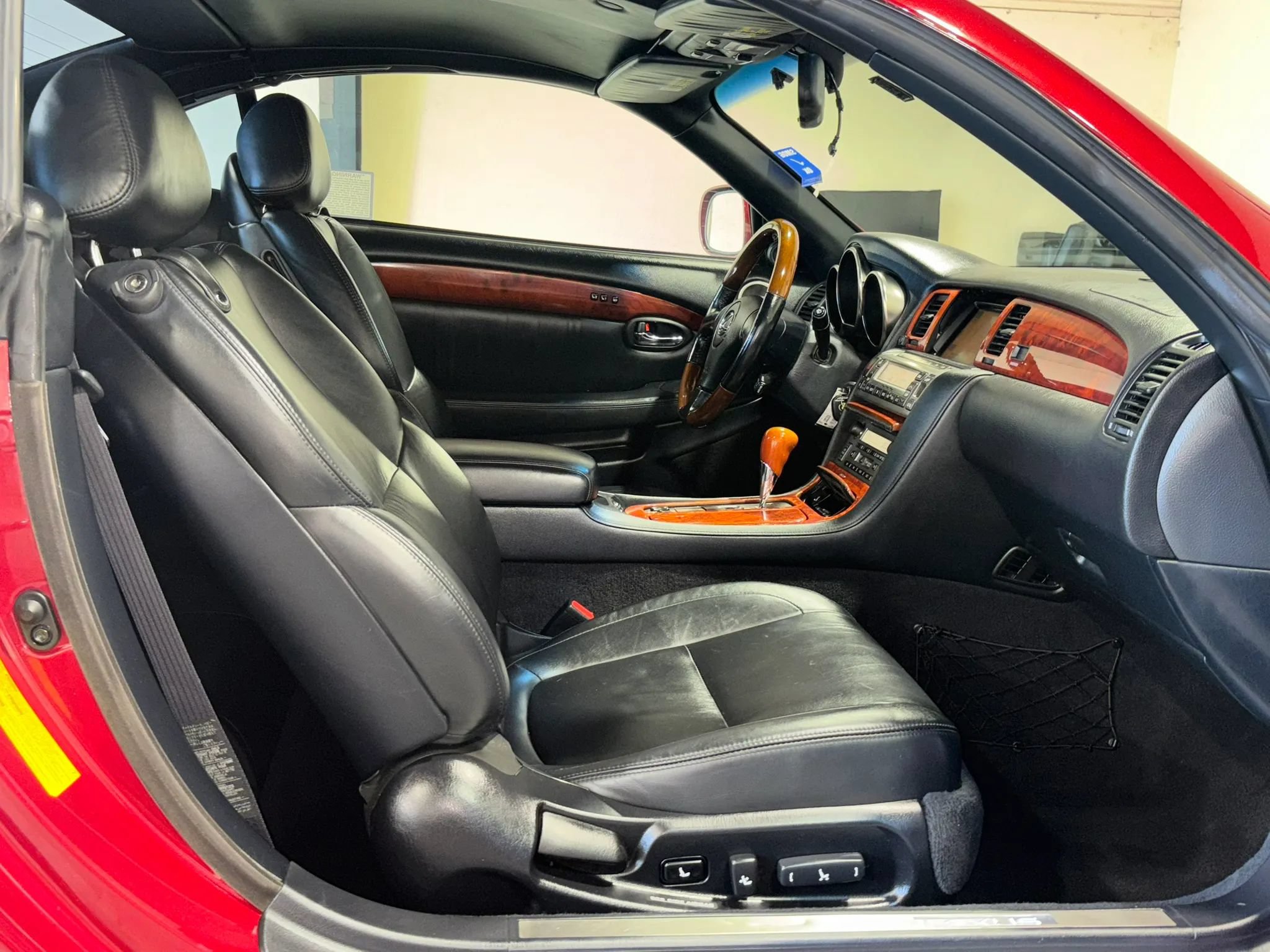Used 2009 Lexus SC 430 Convertible RWD image 24