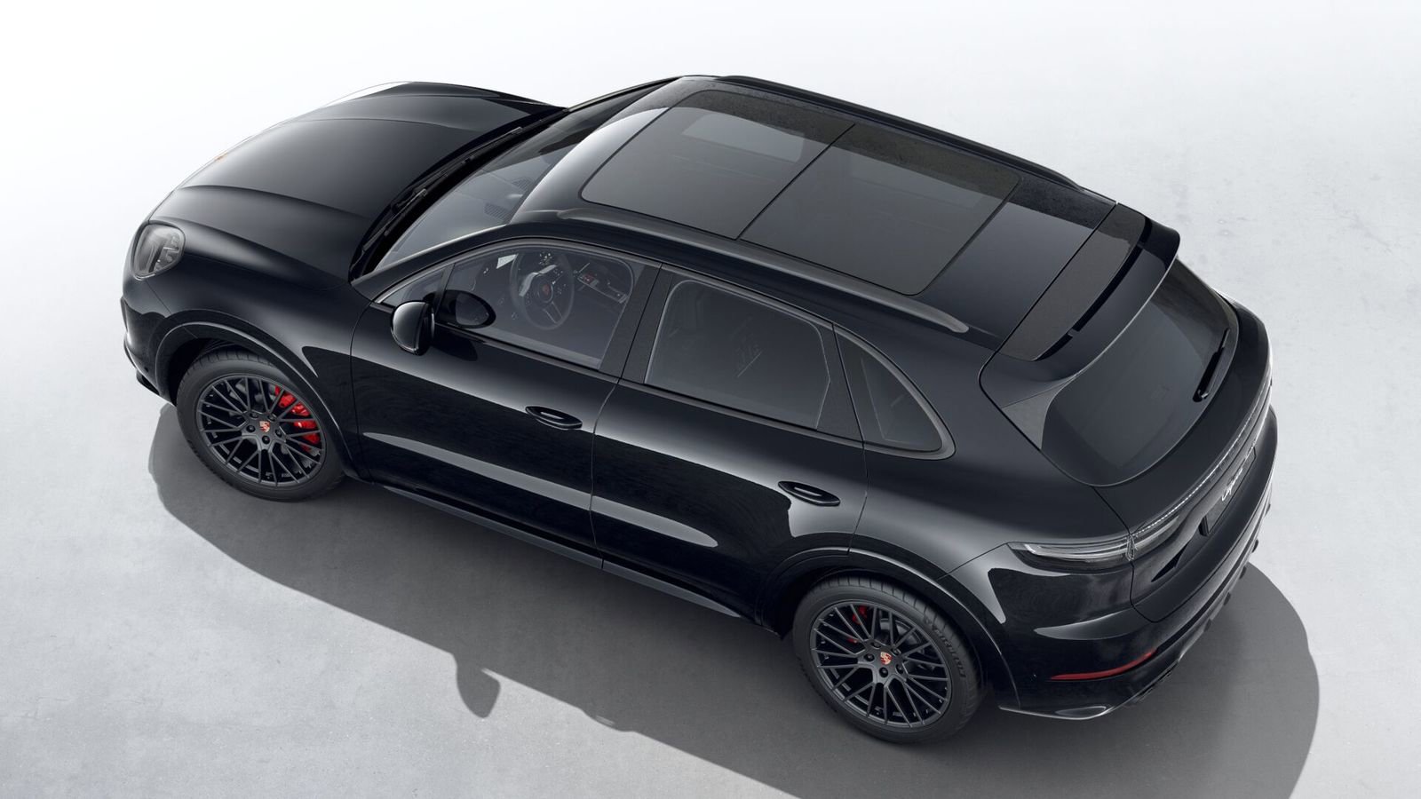 Certified 2023 Porsche Cayenne GTS image 2