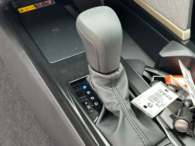 Used 2026 Toyota Camry LE w/ Convenience Package FWD image 20