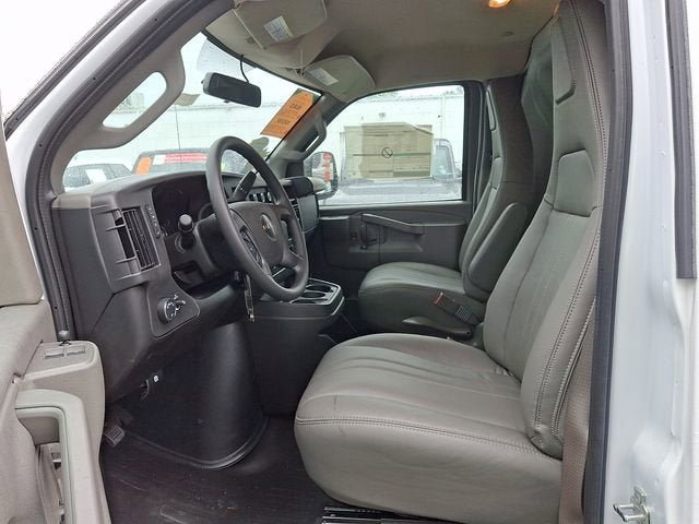New 2024 GMC Savana 2500 w/ Driver Convenience Package RWD image 5