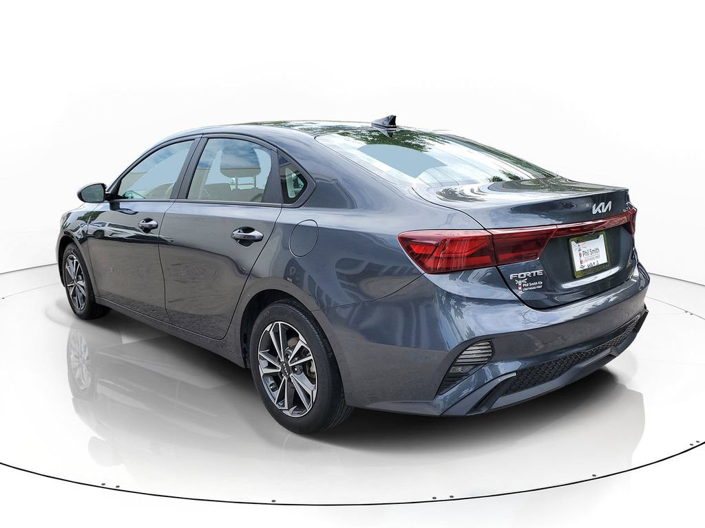 Used 2023 Kia Forte LXS FWD image 4