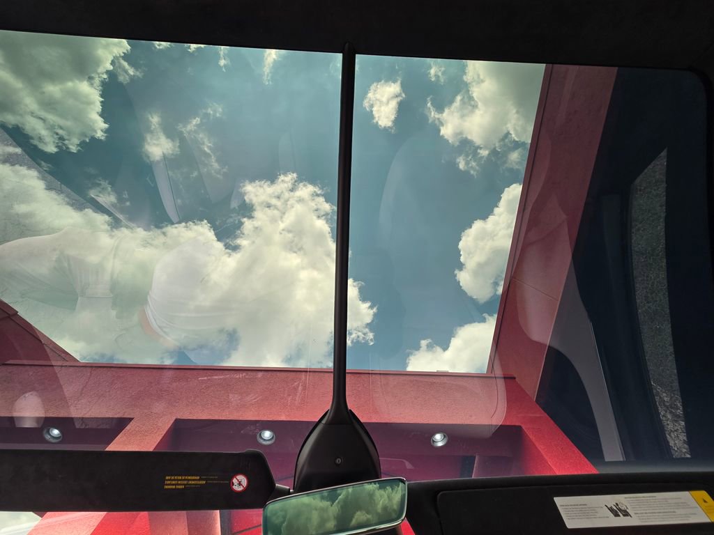 Used 2022 Tesla Model X Plaid image 33