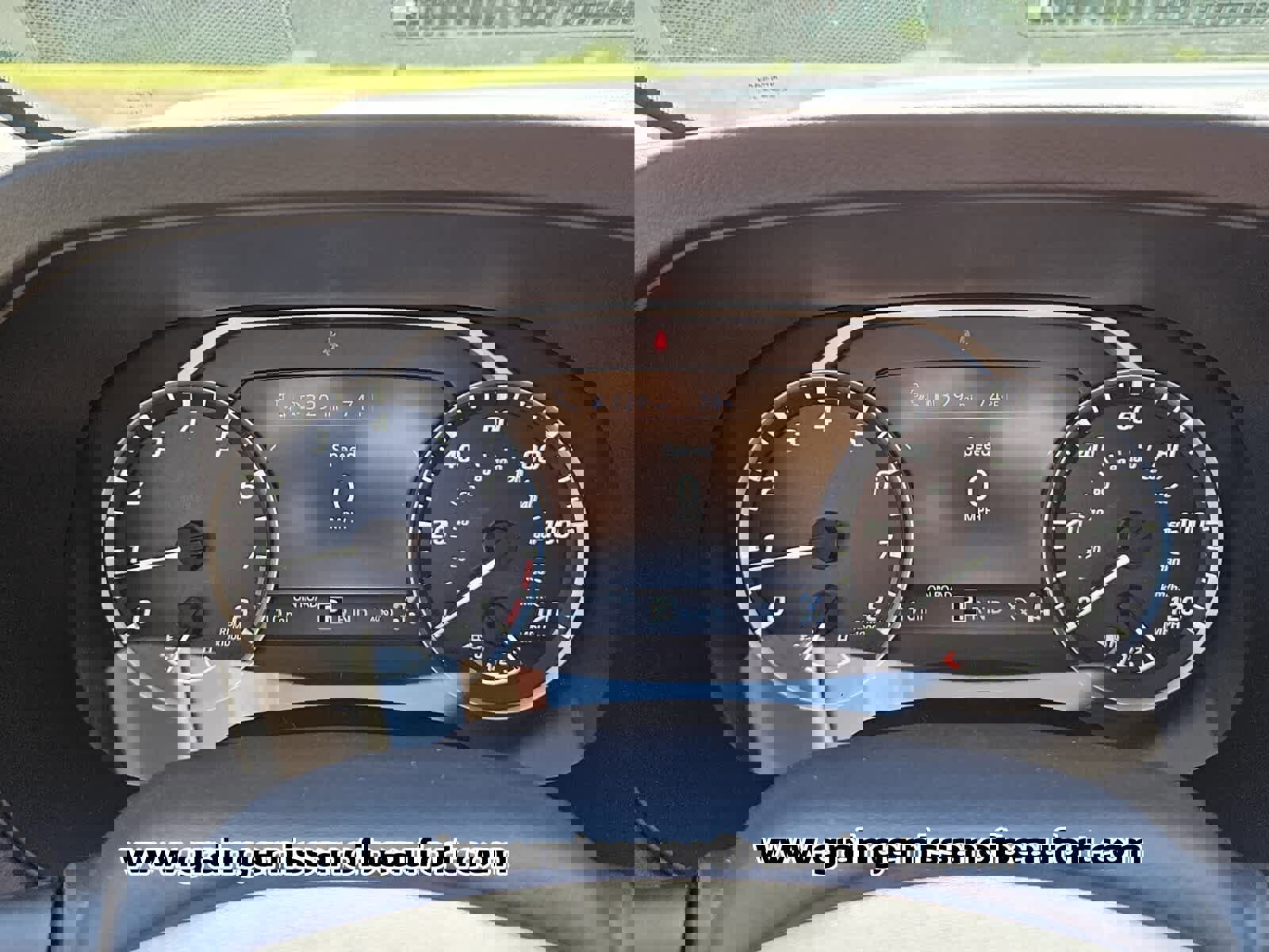 New 2026 Nissan Frontier SV image 14