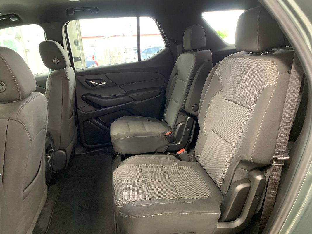 Used 2022 Chevrolet Traverse LT image 21
