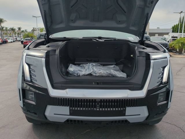 Certified 2026 GMC Sierra EV Denali AWD/4WD image 30