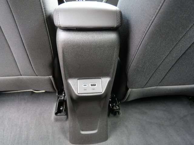 Used 2023 Chevrolet Bolt EUV LT FWD image 15