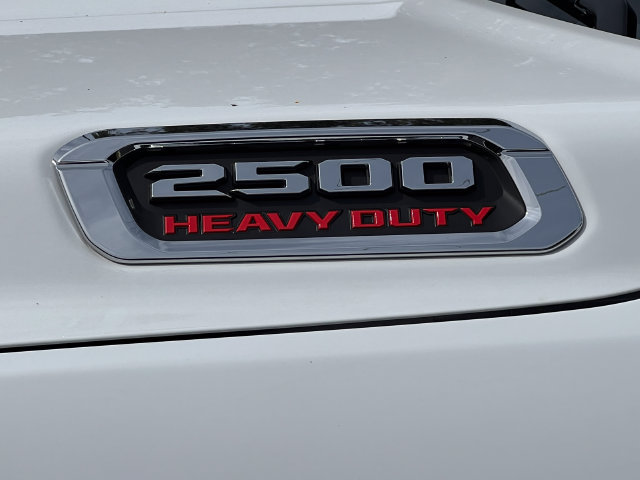 Used 2026 RAM 2500 Laramie AWD/4WD image 2