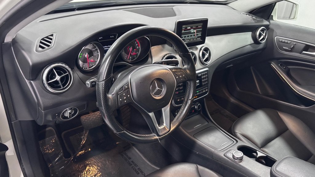 Used 2015 Mercedes-Benz GLA 250 4MATIC image 9
