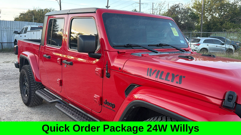 Used 2022 Jeep Gladiator Sport AWD/4WD image 2