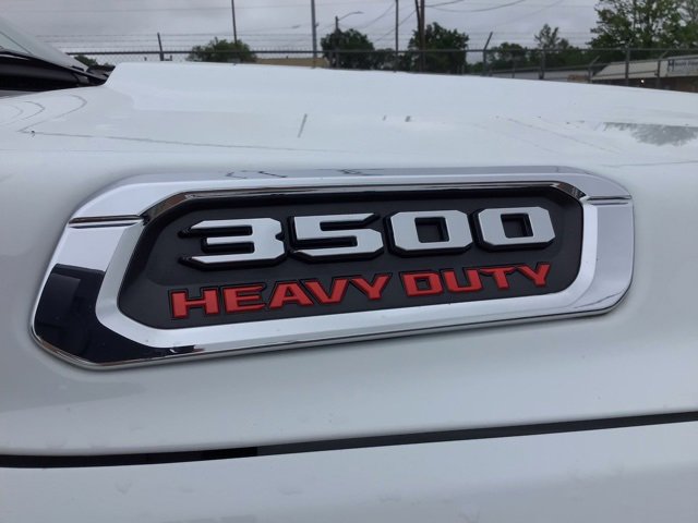 Used 2024 RAM 3500 Tradesman w/ Chrome Appearance Group image 20