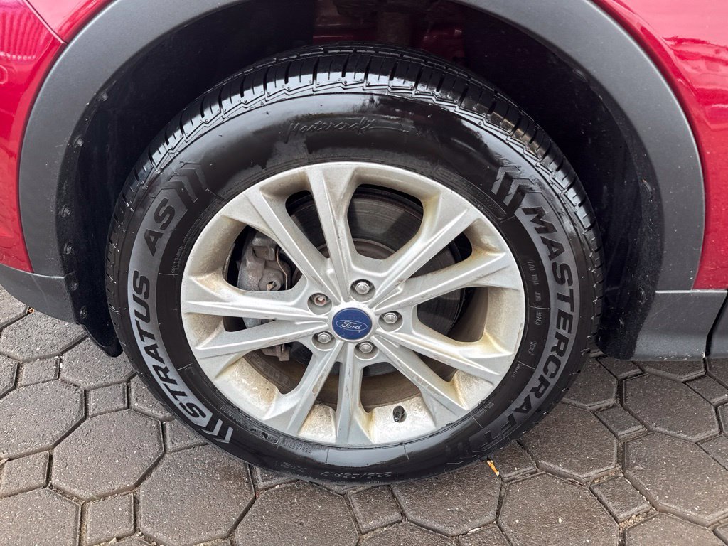 Used 2017 Ford Escape SE AWD/4WD image 10