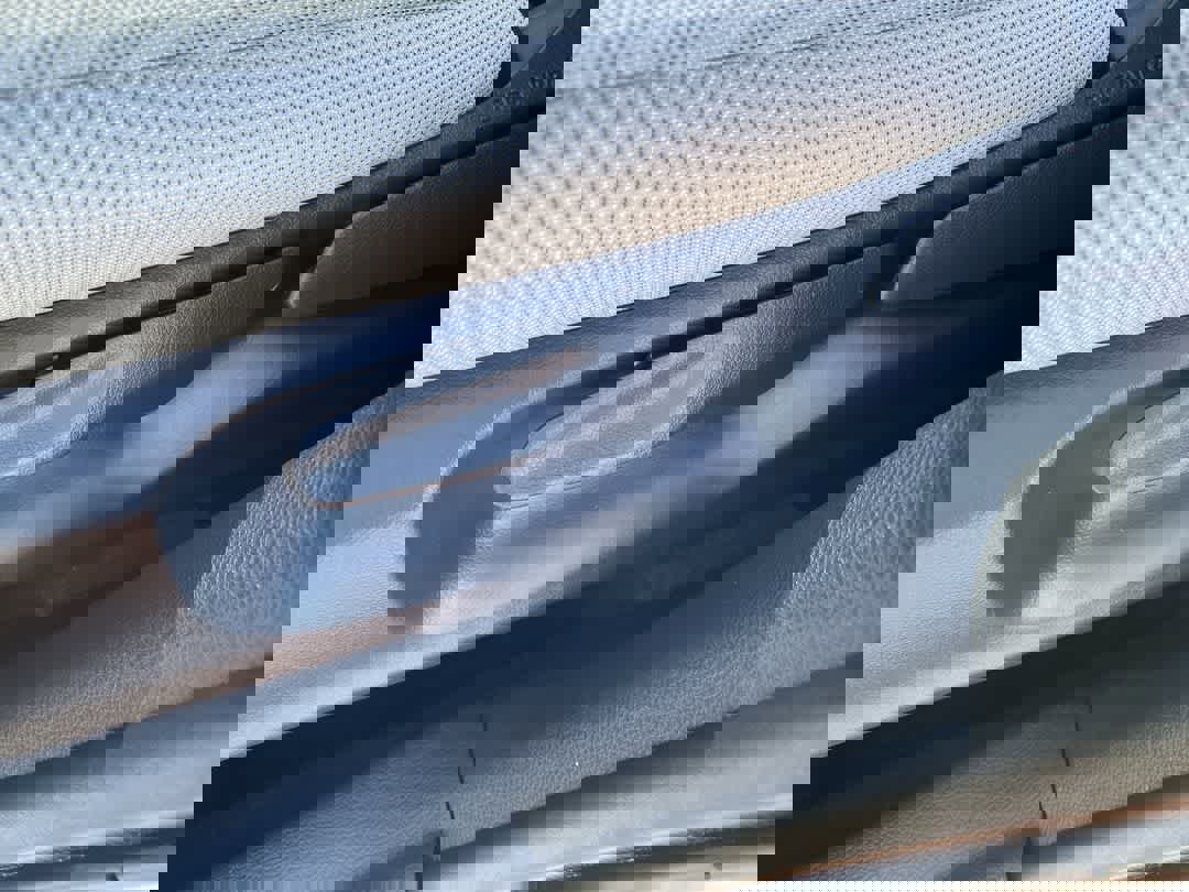 Used 2025 Toyota Corolla Cross LE image 12