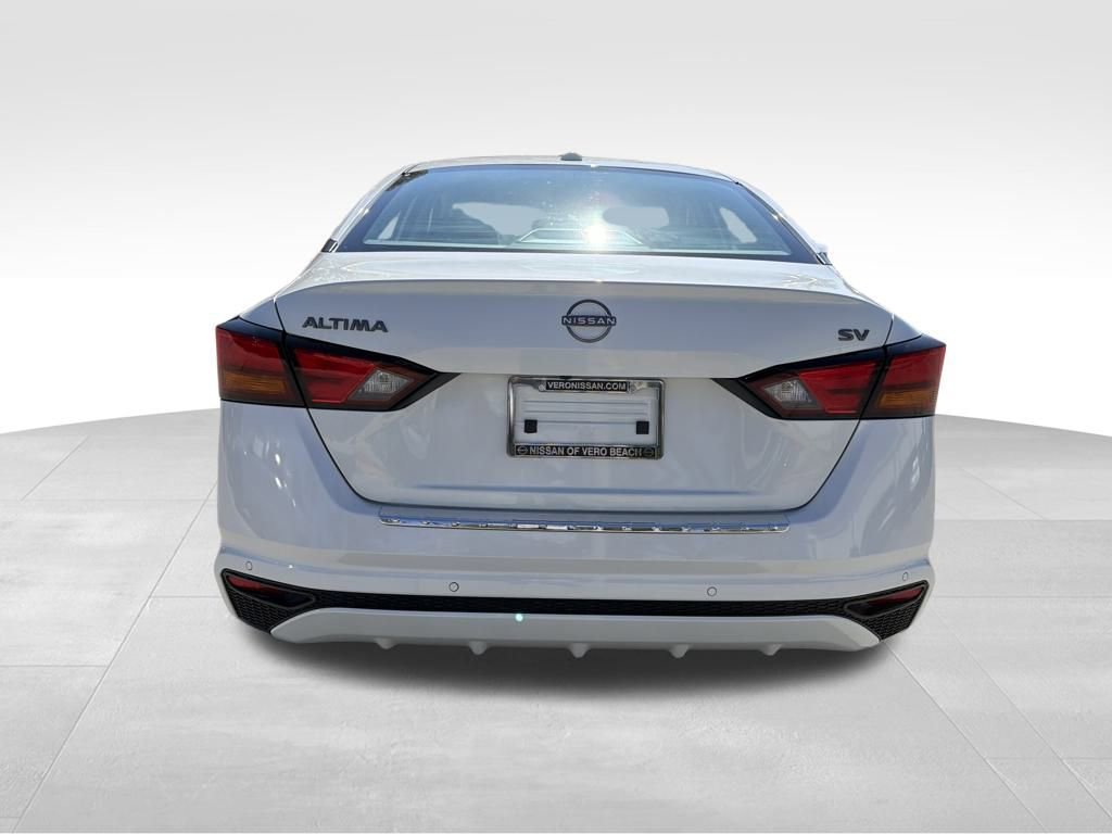 Certified 2023 Nissan Altima 2.5 SV image 7