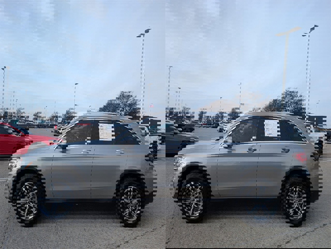 Used 2022 Mercedes-Benz GLC 300 w/ Premium Package Lite image 3