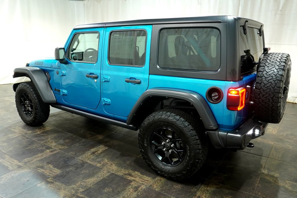 Used 2024 Jeep Wrangler Unlimited Sport AWD/4WD image 7