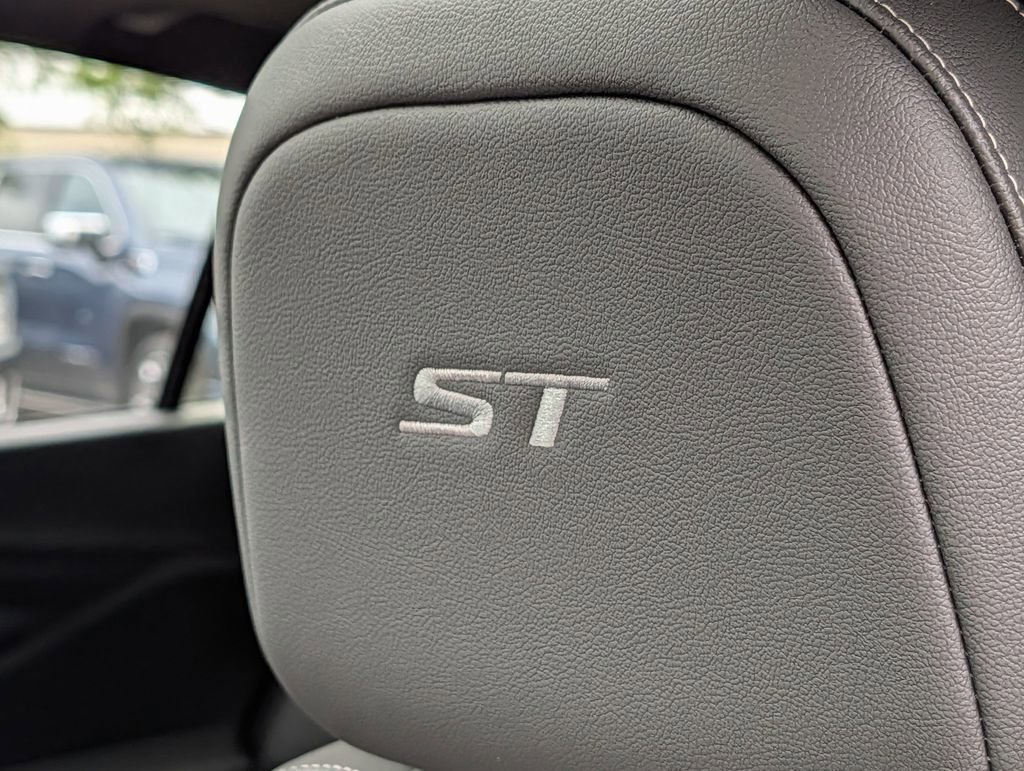 New 2026 Buick Envista Sport Touring w/ Studio Series FWD image 39