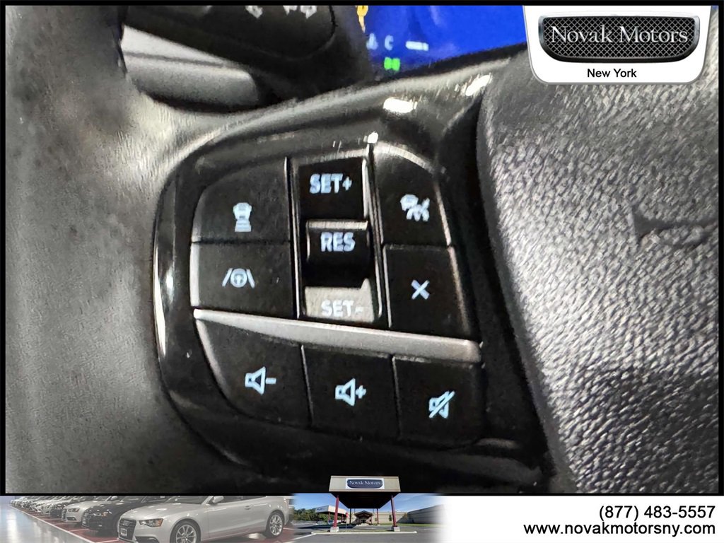 Used 2022 Ford Escape Titanium image 18