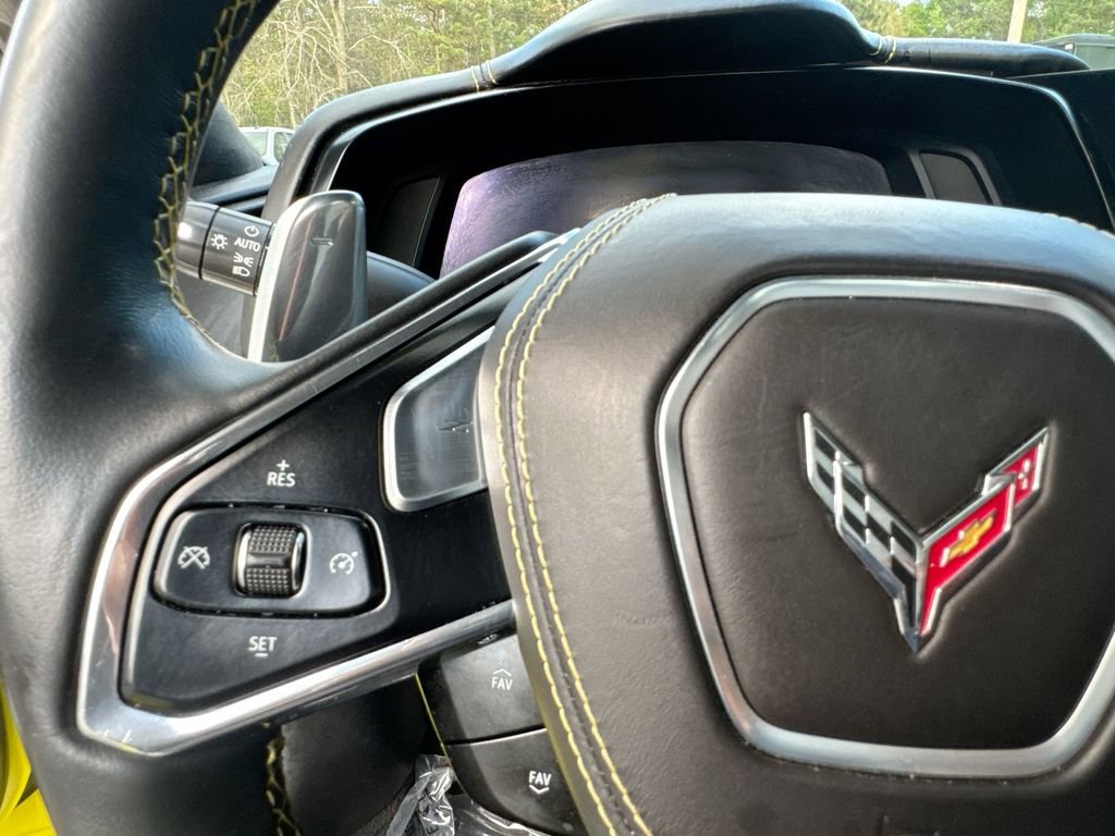 Used 2022 Chevrolet Corvette Stingray Premium Conv w/ 3LT image 17