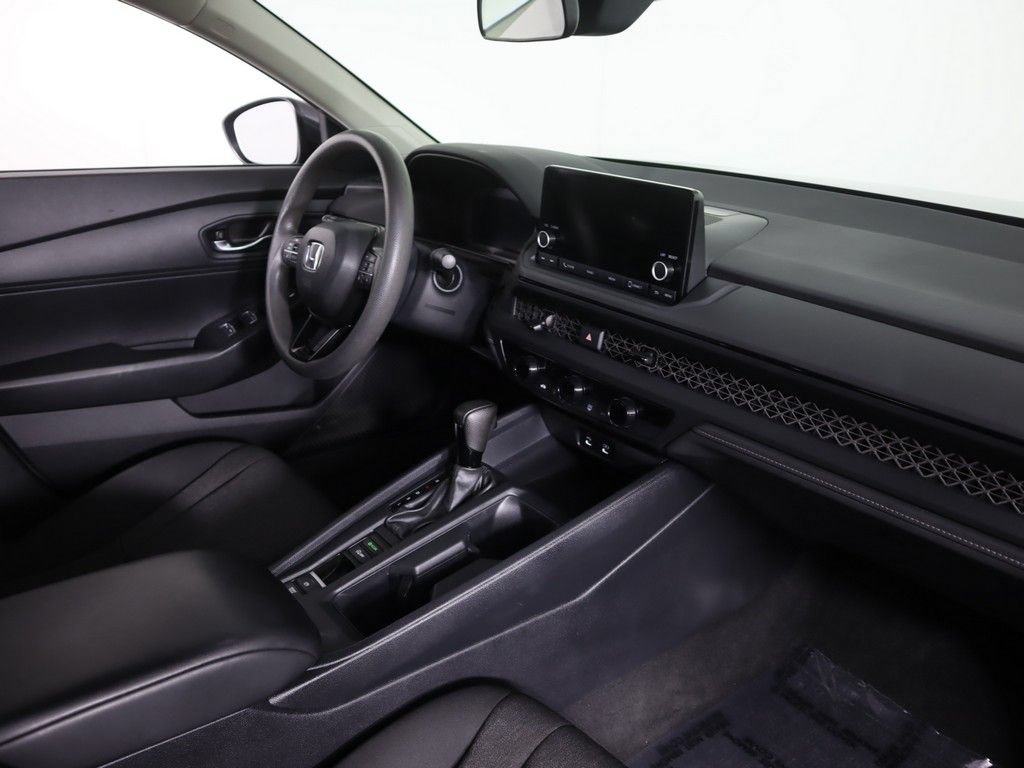 Used 2023 Honda Accord LX image 24