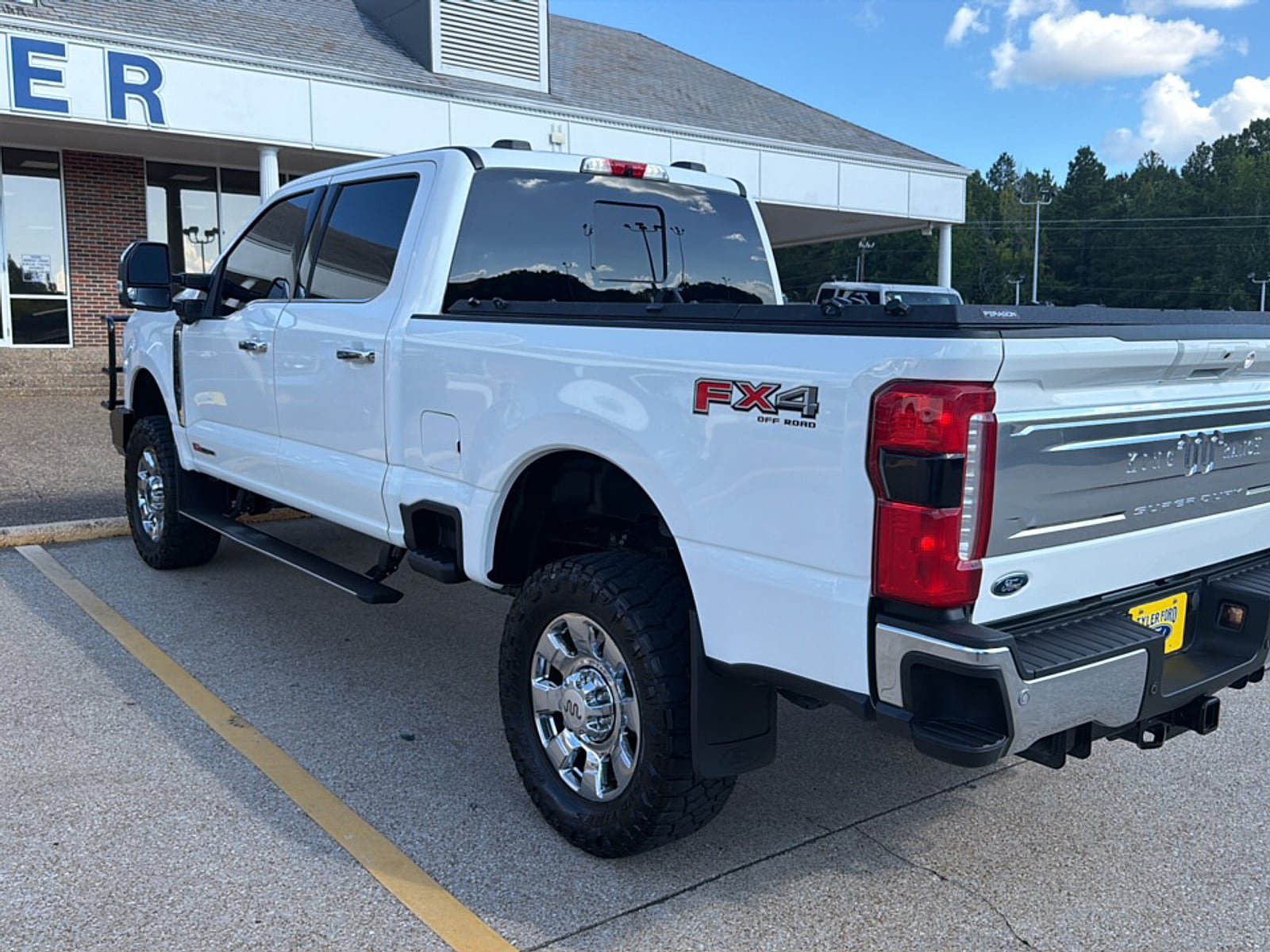 Used 2026 Ford F250 King Ranch w/ Chrome Package AWD/4WD image 9