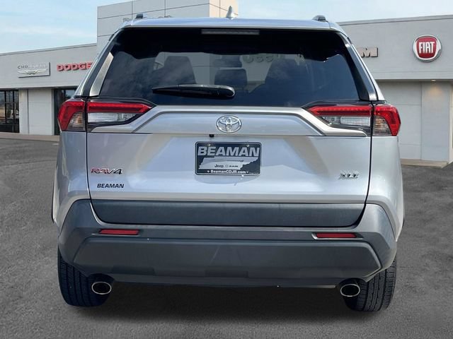 Used 2022 Toyota RAV4 XLE FWD image 6