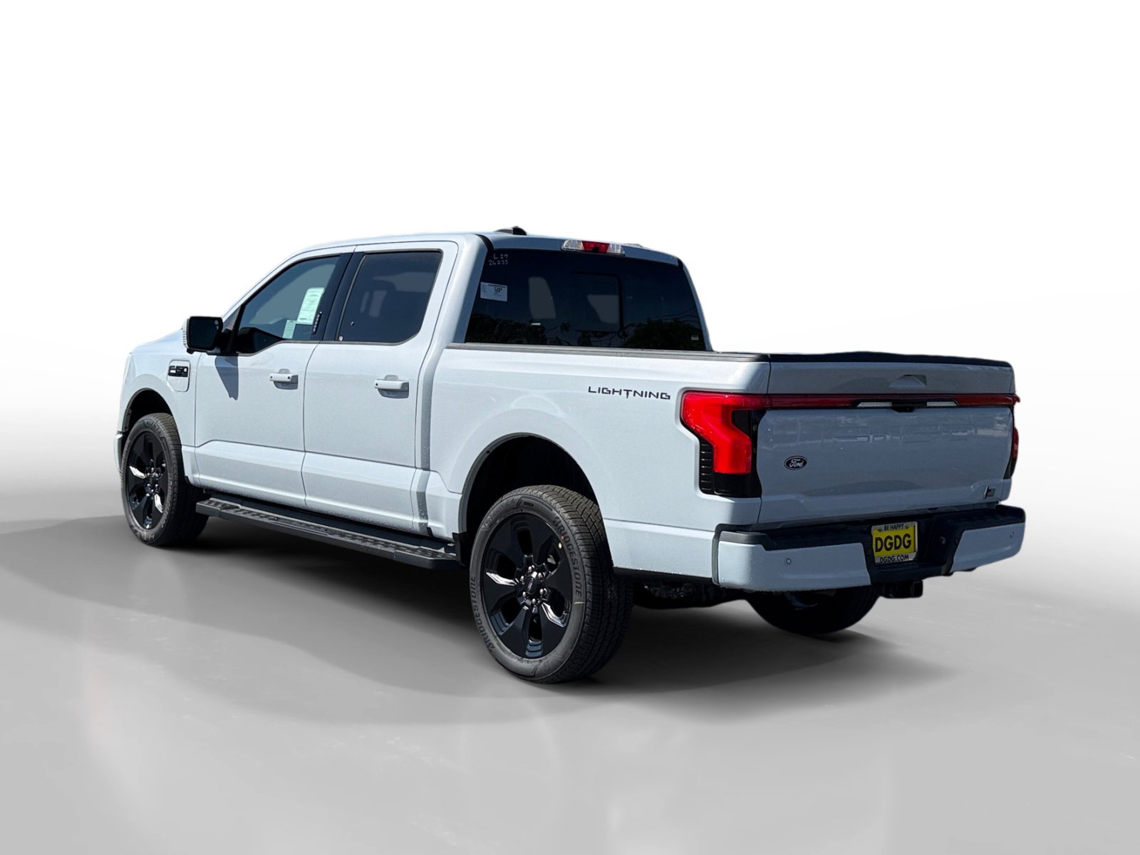 New 2025 Ford F150 Lightning Platinum w/ Dark Elements Package AWD/4WD image 3