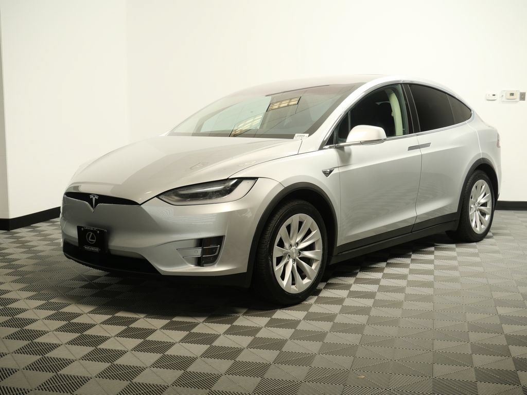 Used 2016 Tesla Model X 75D AWD/4WD image 4