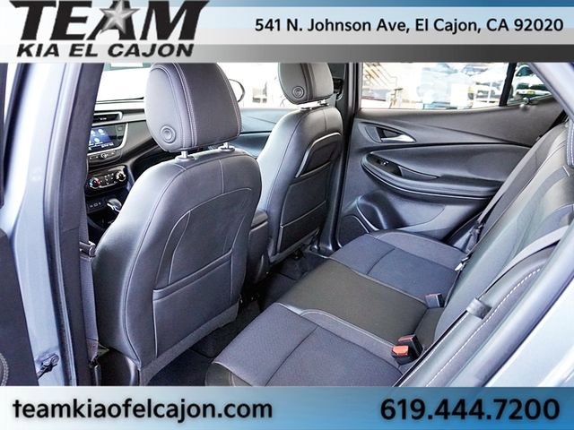 Used 2021 Buick Encore GX Preferred w/ Cold Weather Comfort Package FWD image 17