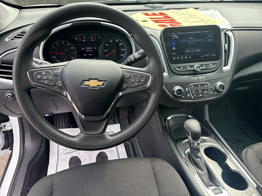 Used 2023 Chevrolet Malibu LT FWD image 11
