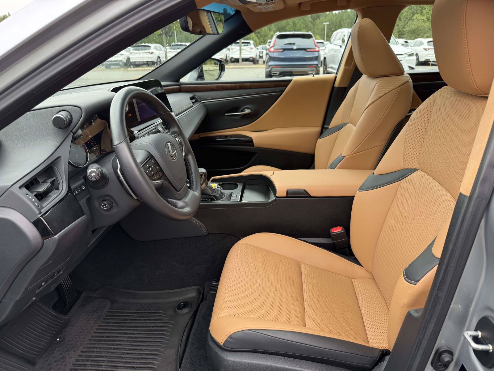 Used 2025 Lexus ES 350 w/ Premium Package FWD image 13