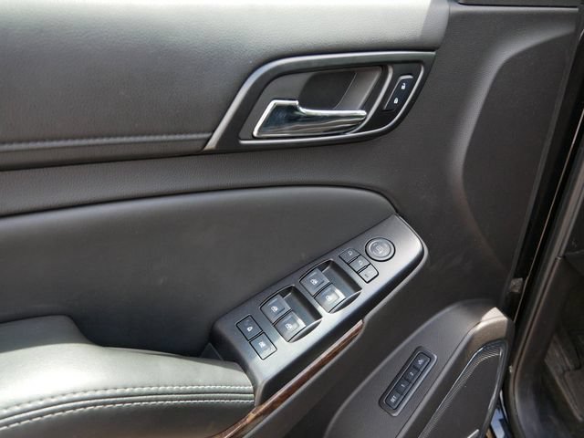 Used 2016 Chevrolet Tahoe LT w/ Luxury Package AWD/4WD image 18