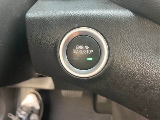 Used 2024 GMC Terrain SLT image 39