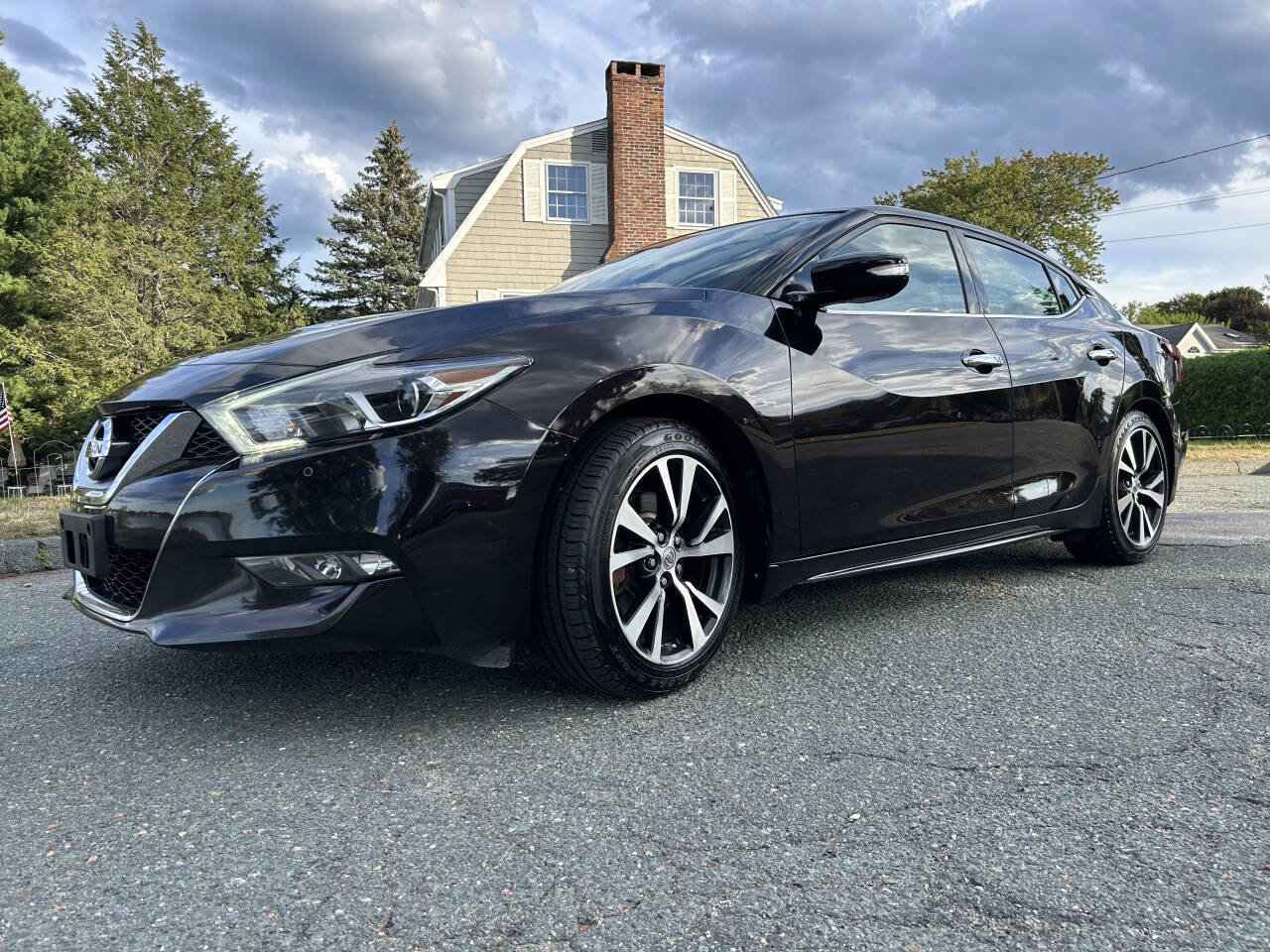 Used 2017 Nissan Maxima Platinum image 5